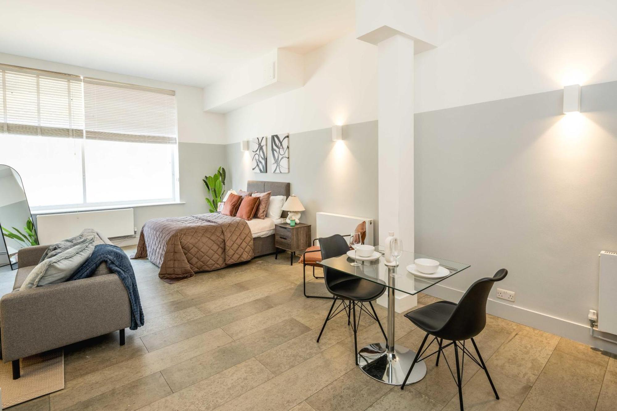 Cosy Beautiful Flat In * London